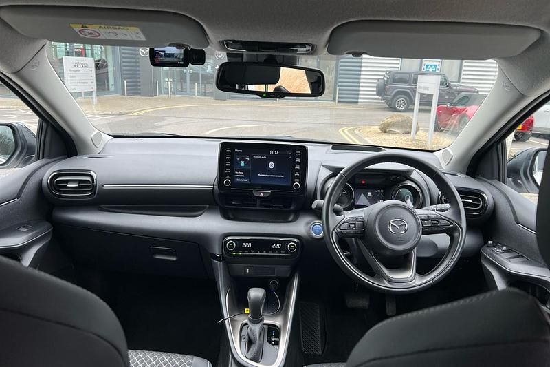 Used Mazda 2 116 HP (85 kW) 2023 White Hatchback