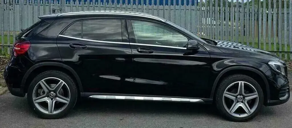 Used Mercedes GLA200 AMG line 156 HP (114 kW) 2019 Black SUV