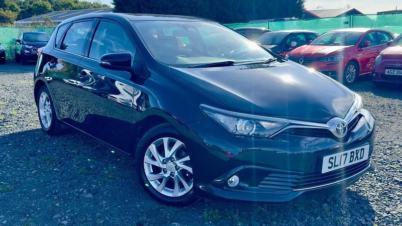 Grey Used 2017 Toyota Auris Hatchback | £6,795 (Fair price) - Image 1/3