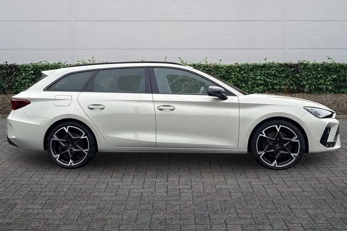 Used Cupra Leon VZ1 2026 Taiga grey Estate