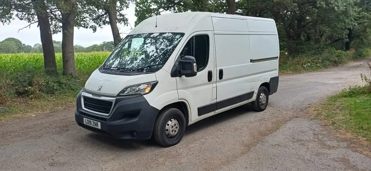 Used Peugeot Boxer 130 HP (95 kW) 2019 White Van