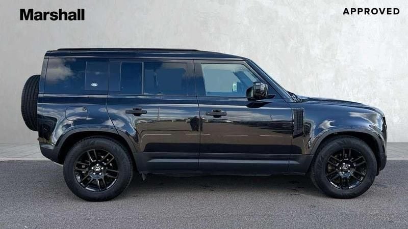Usado Land Rover Defender 200 HP (147 kW) 2021 Preto SUV
