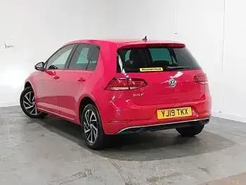 Used VW Golf VII Match 115 HP (84 kW) 2019 Red Hatchback