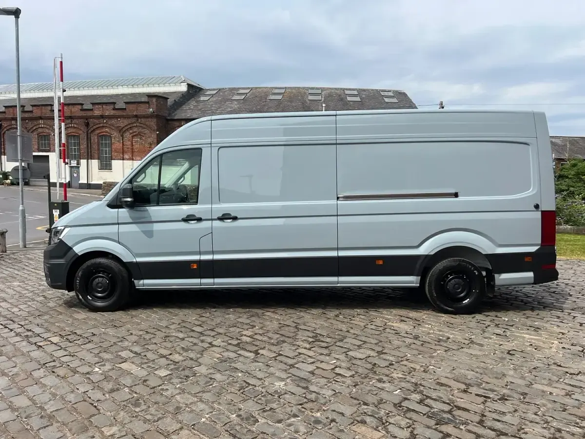 New VW Crafter 140 HP (102 kW) 2026 Grey Van