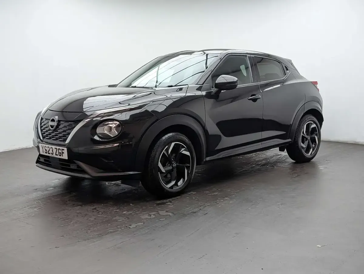 Used Nissan Juke N-Connecta 143 HP (105 kW) 2023 Black SUV
