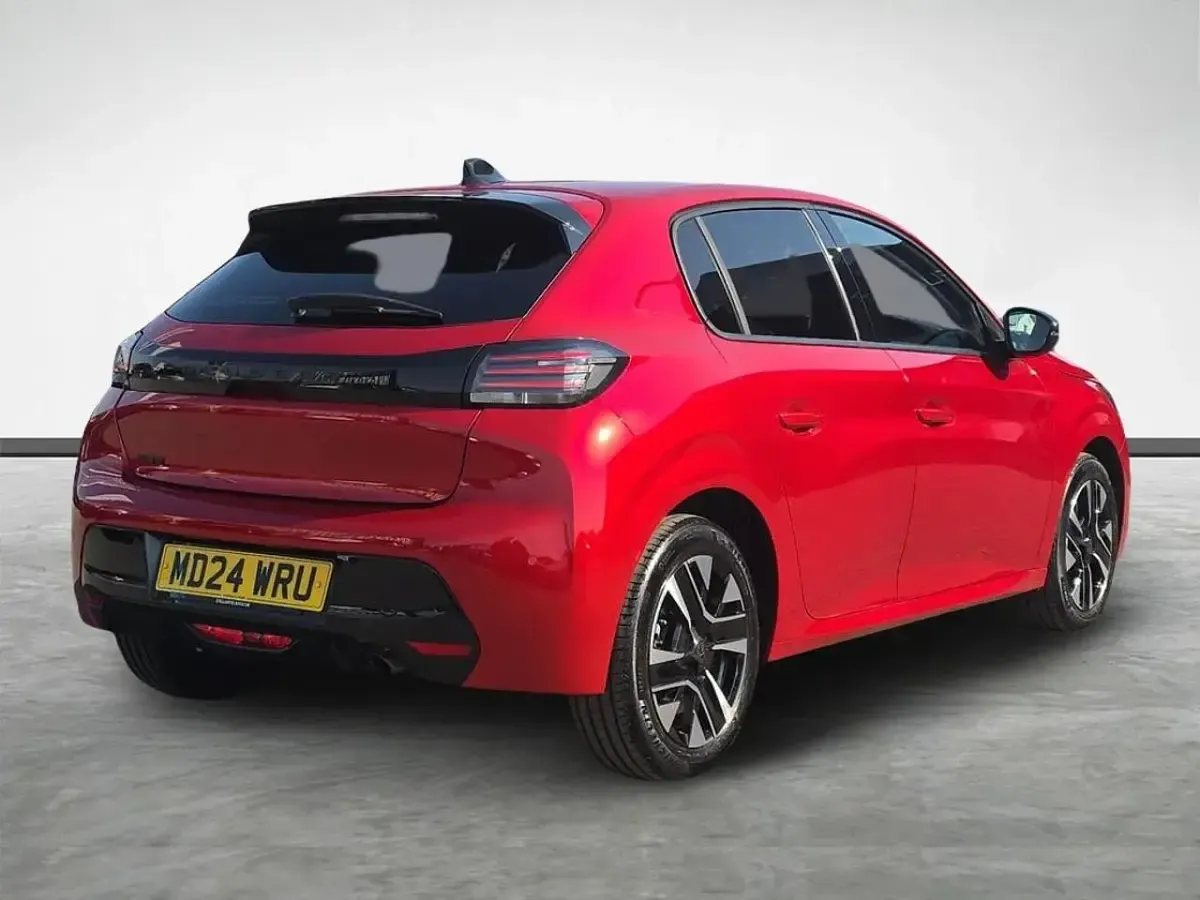 Used Peugeot 208 Allure 99 HP (72 kW) 2024 Red Hatchback