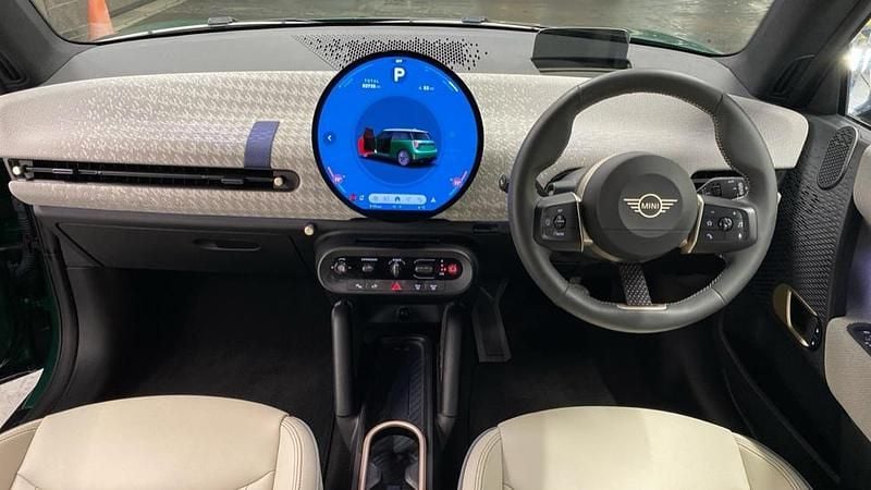 Used Mini Cooper SE Hatch 158 kW (215 HP) 2024 Green Hatchback