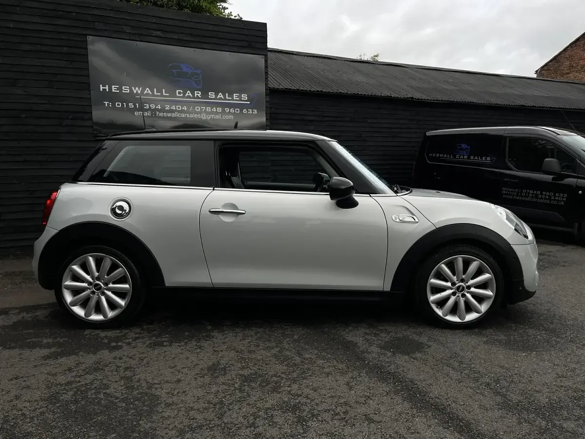 Used Mini Cooper S Hatch 2015 Silver Hatchback