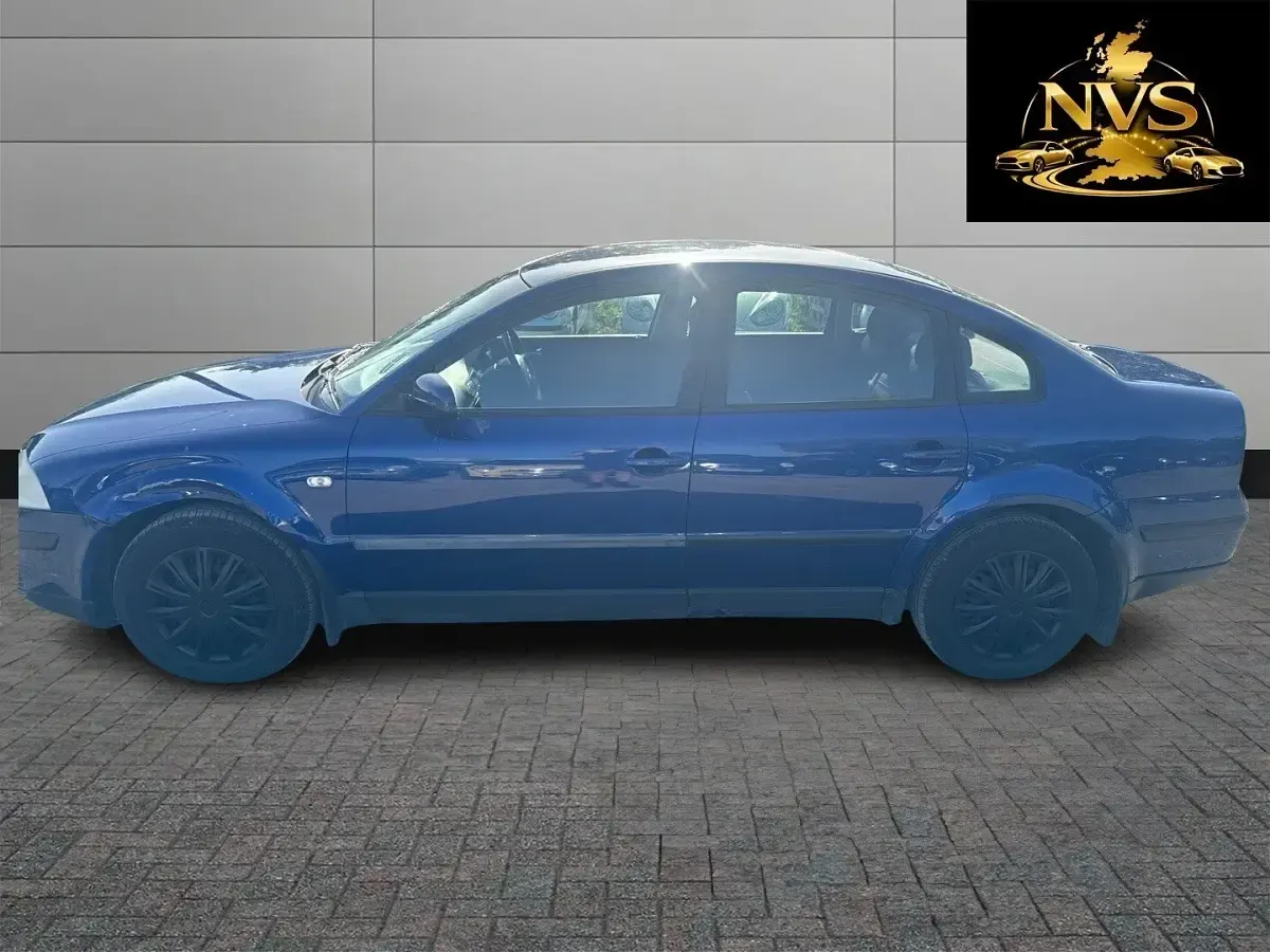 Used VW Passat S 130 HP (95 kW) 2001 Blue Sedan