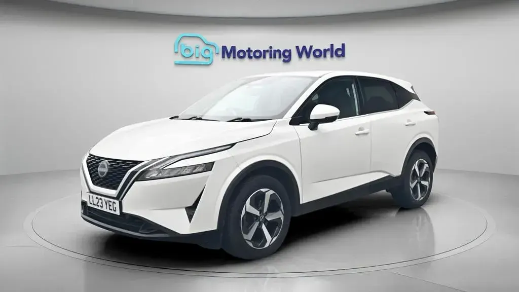 Used Nissan Qashqai N-Connecta 140 HP (102 kW) 2023 White SUV