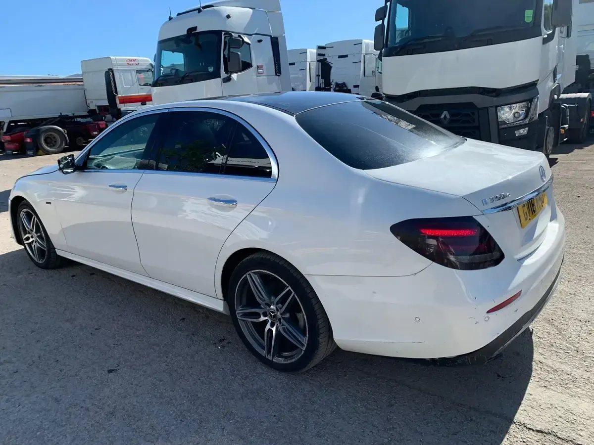Used Mercedes E350 AMG Line Premium 299 HP (219 kW) 2018 White Sedan