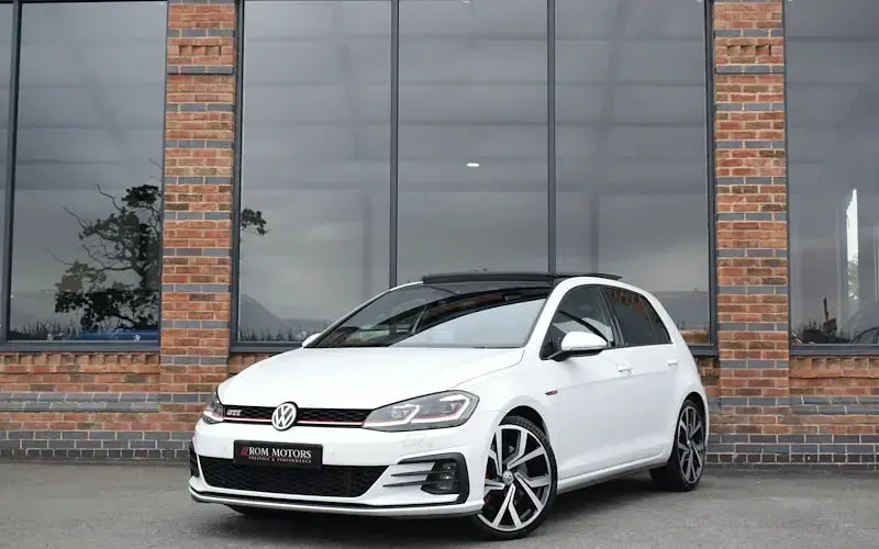 Used VW Golf VII GTI 245 HP (180 kW) 2020 Hatchback