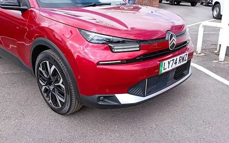 Used Citroën e-C4 114 kW (156 HP) 2025 Red Hatchback