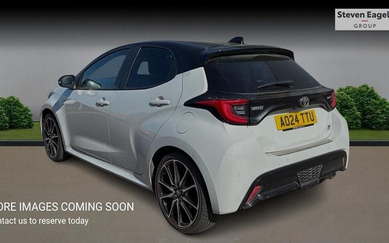 Used Toyota Yaris Hybrid Sport 131 HP (96 kW) 2026 Hatchback