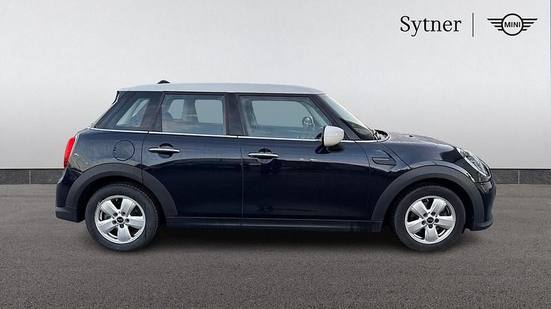 Used Mini Cooper Classic 134 HP (98 kW) 2022 Black Hatchback