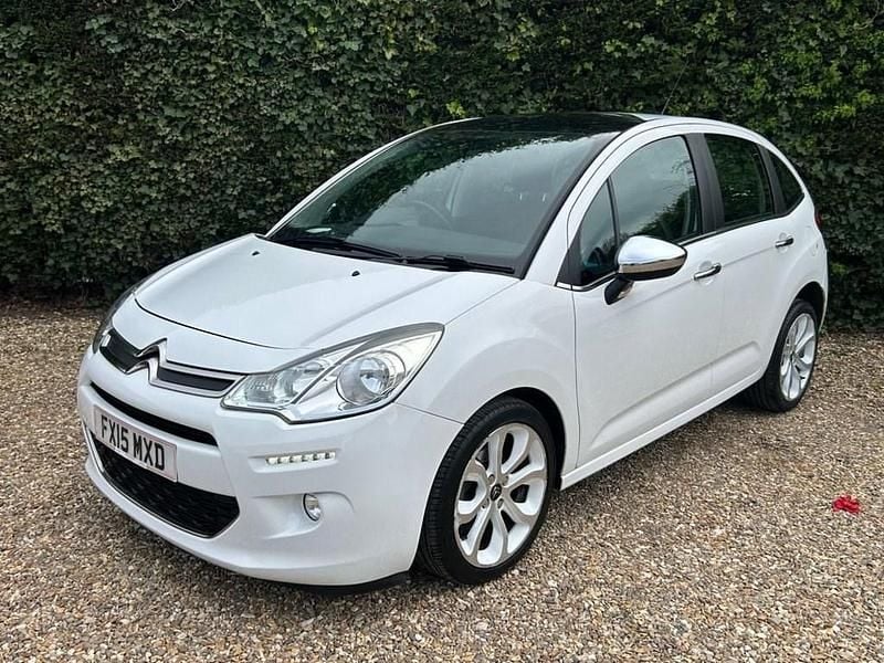 Used Citroën C3 PureTech 82 HP (60 kW) 2015 White Hatchback