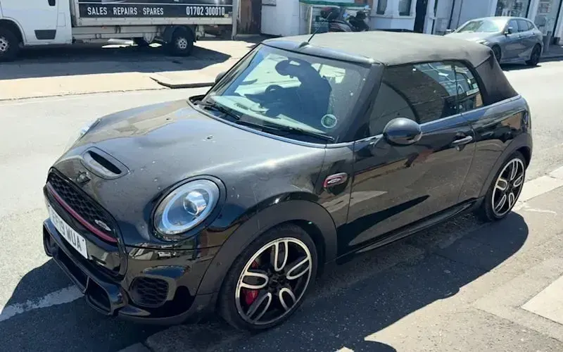 Usado Mini John Cooper Works Cabriolet Comfort 231 CV (169 kW) 2018 Descapotable