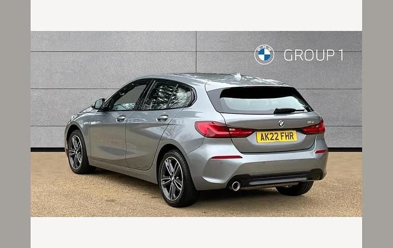 Used BMW 118 Sport Line 136 HP (100 kW) 2022 Grey Hatchback