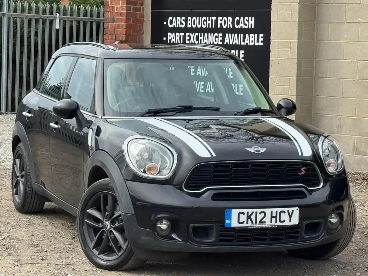 Używany Mini Cooper SD 143 KM (105 kW) 2012 Czarny Hatchback