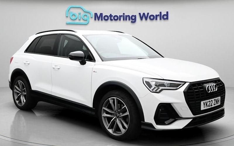 Usado Audi Q3 Black Edition 150 HP (110 kW) 2022 Branco SUV