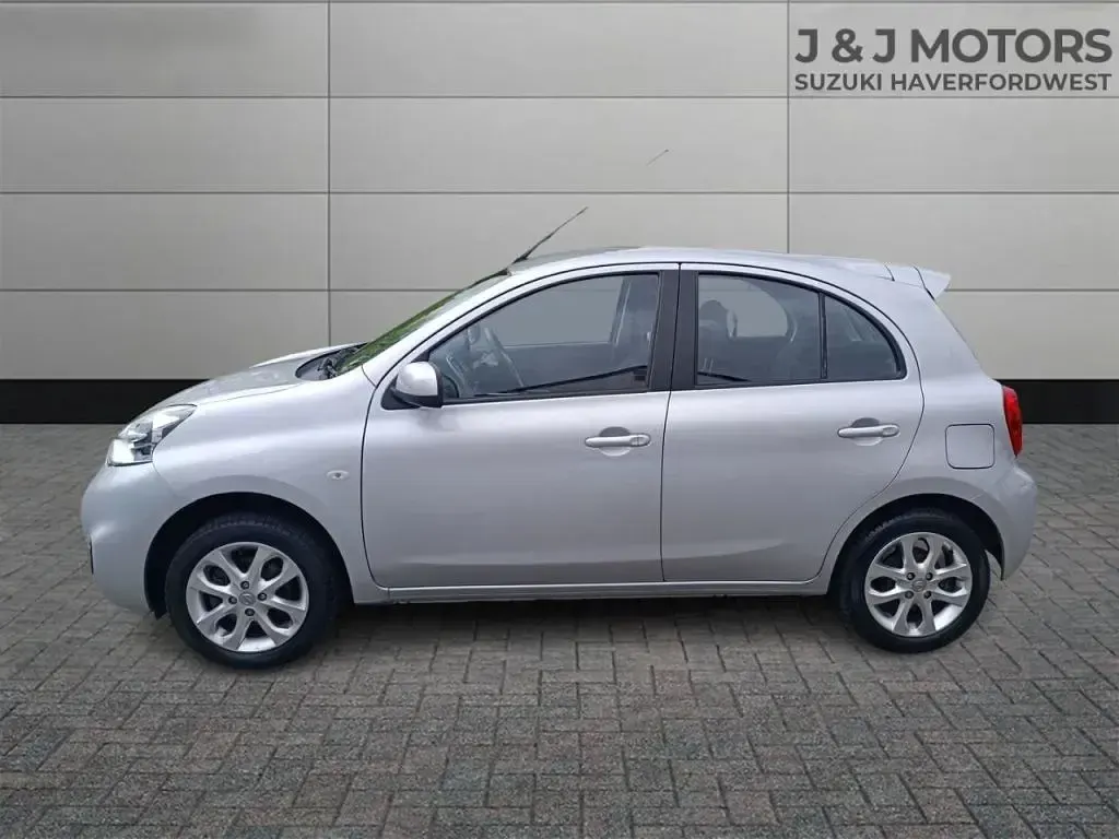 Usata Nissan Micra Acenta 80 CV (58 kW) 2017 Argento Utilitaria