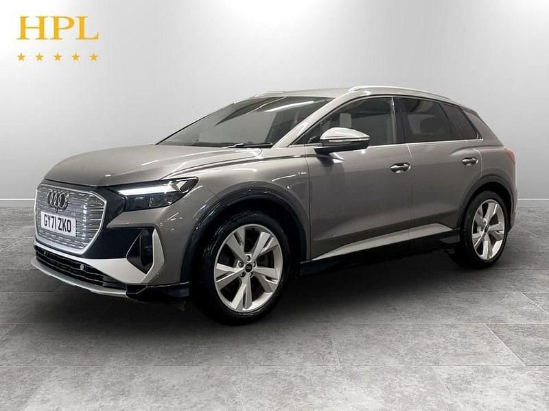 Usado Audi Q4 e-tron S-Line 219 kW (299 HP) 2022 Cinzento SUV