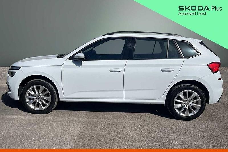 Used Skoda Kamiq SE 94 HP (69 kW) 2024 Moon white metallic SUV