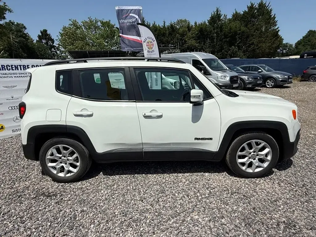 Used Jeep Renegade Longitude 170 HP (125 kW) 2016 White SUV