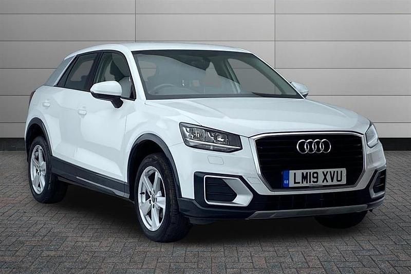 Used Audi Q2 Sport 116 HP (85 kW) 2019 White SUV
