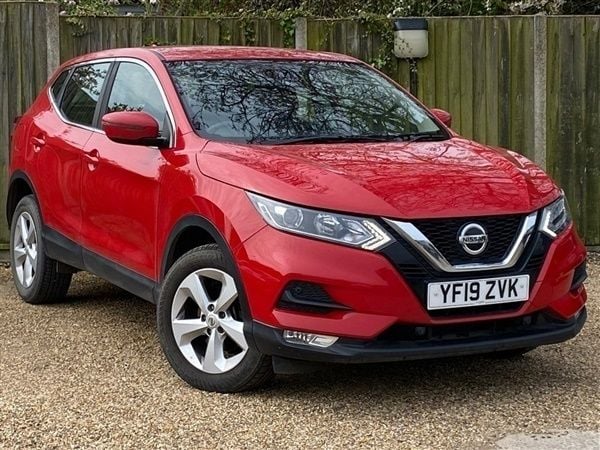 Flame red Used 2019 Nissan Qashqai Acenta Premium SUV | £9,000 (Good price) - Image 1/1