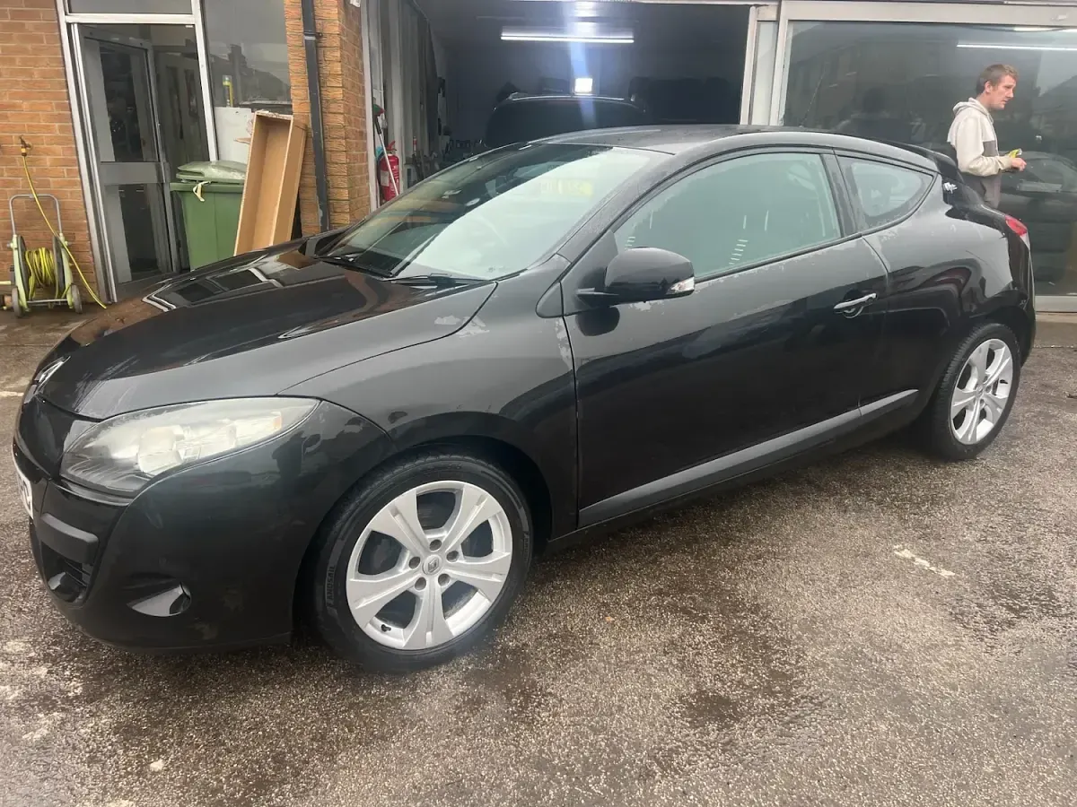 Used Renault Mégane Coupé 110 HP (80 kW) 2010 Black Coupe