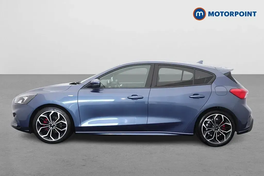 Used Ford Focus ST-Line X 125 HP (91 kW) 2019 Blue Hatchback