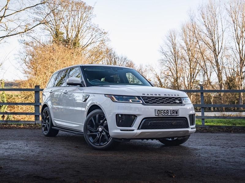 White Used 2018 Land Rover Range Rover Sport HSE Dynamic SUV | £31,950 (Fair price) - Image 1/4
