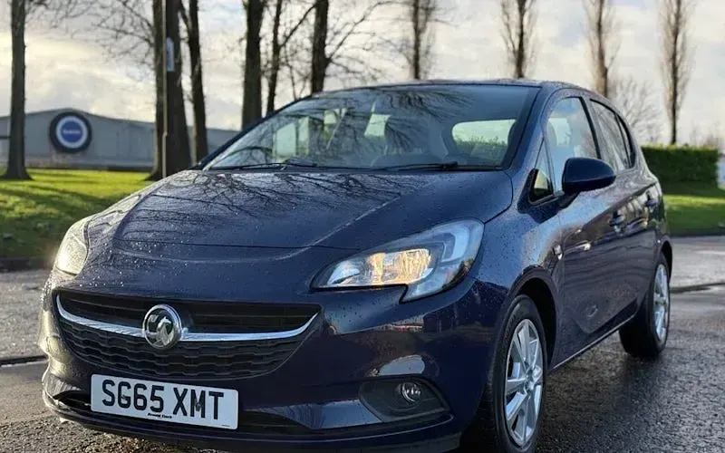 Used Vauxhall Corsa Design Edition 90 HP (66 kW) 2017 Hatchback