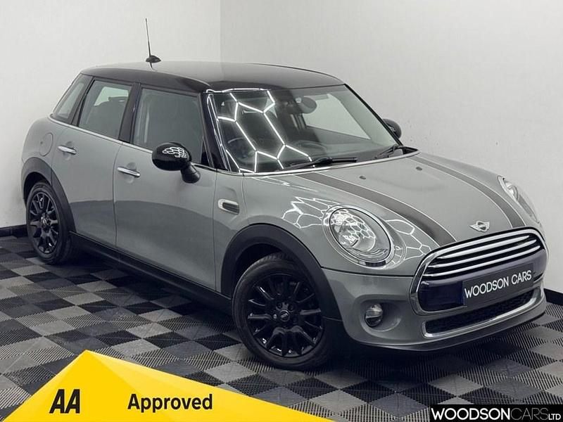 Used Mini Cooper D Hatch 116 HP (85 kW) 2015 Grey Hatchback