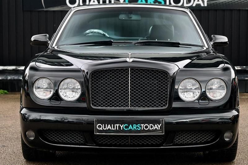 Used Bentley Arnage 500 HP (367 kW) 2010 Black Sedan