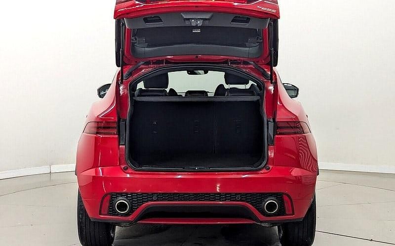 Used Jaguar E-Pace R-Dynamic 200 HP (147 kW) 2019 Red SUV