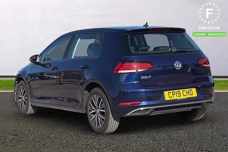 Used VW Golf VII SE 2019 Blue Hatchback