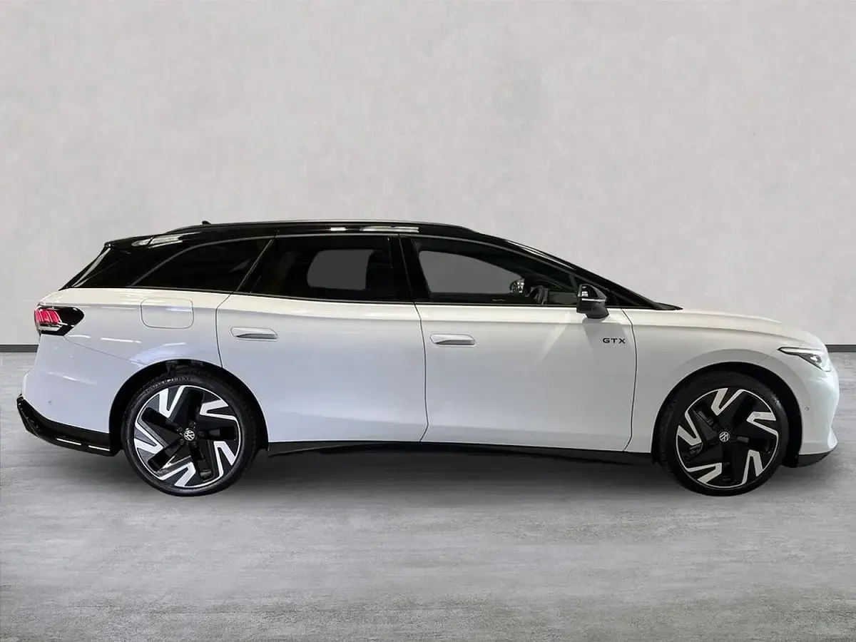 New VW ID.7 GTX 250 kW (340 HP) 2026 White Estate