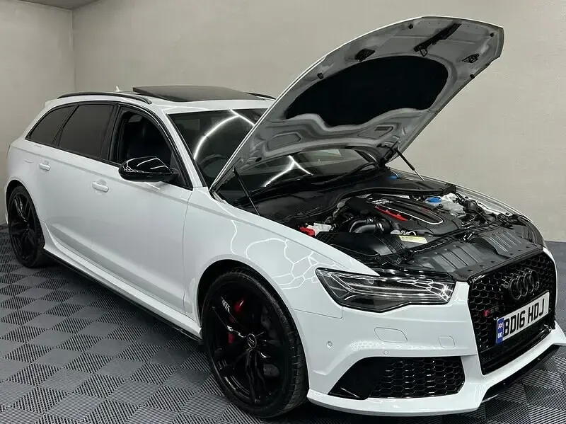 Used Audi RS6 Advanced 2016 White Estate