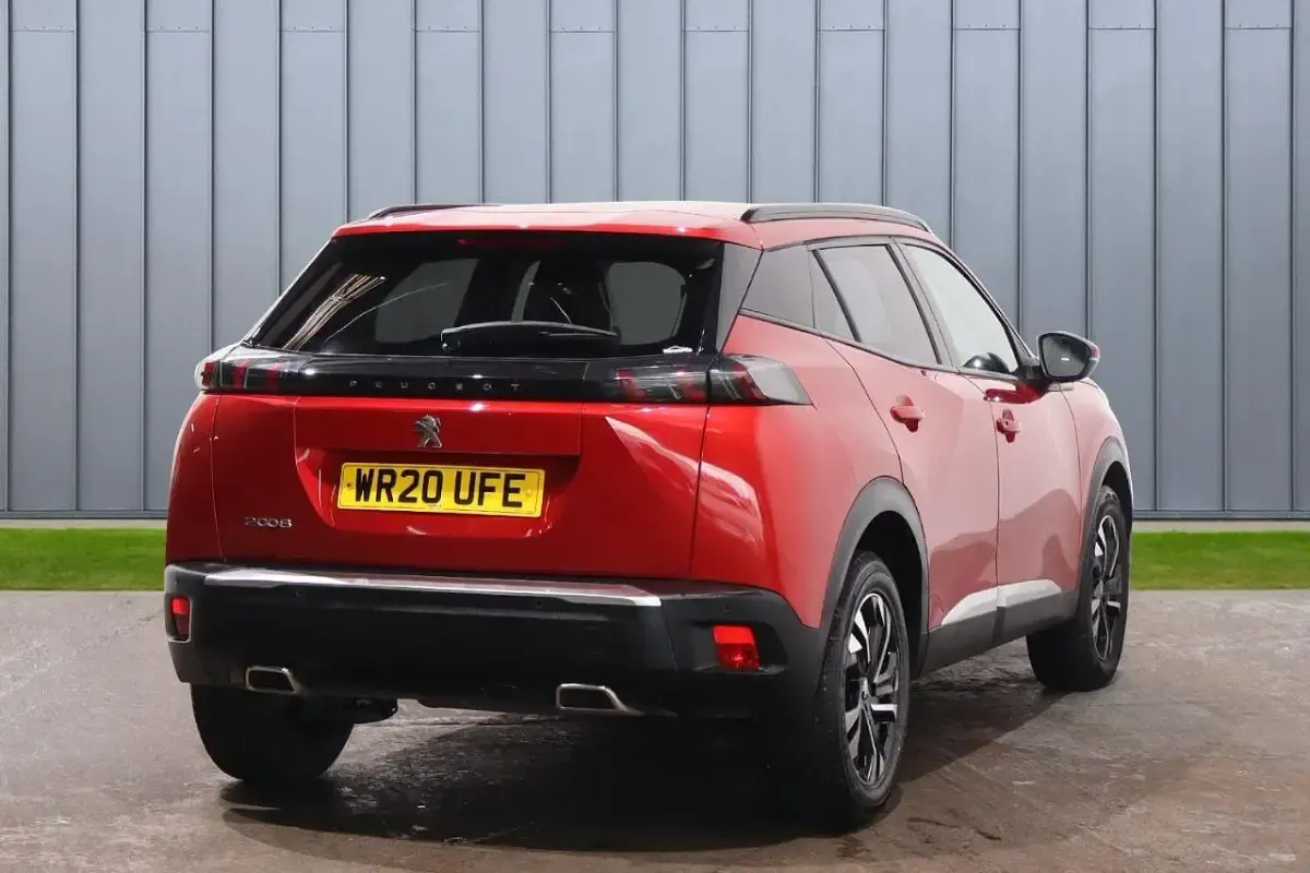 Used Peugeot 2008 Allure 129 HP (94 kW) 2020 Red SUV