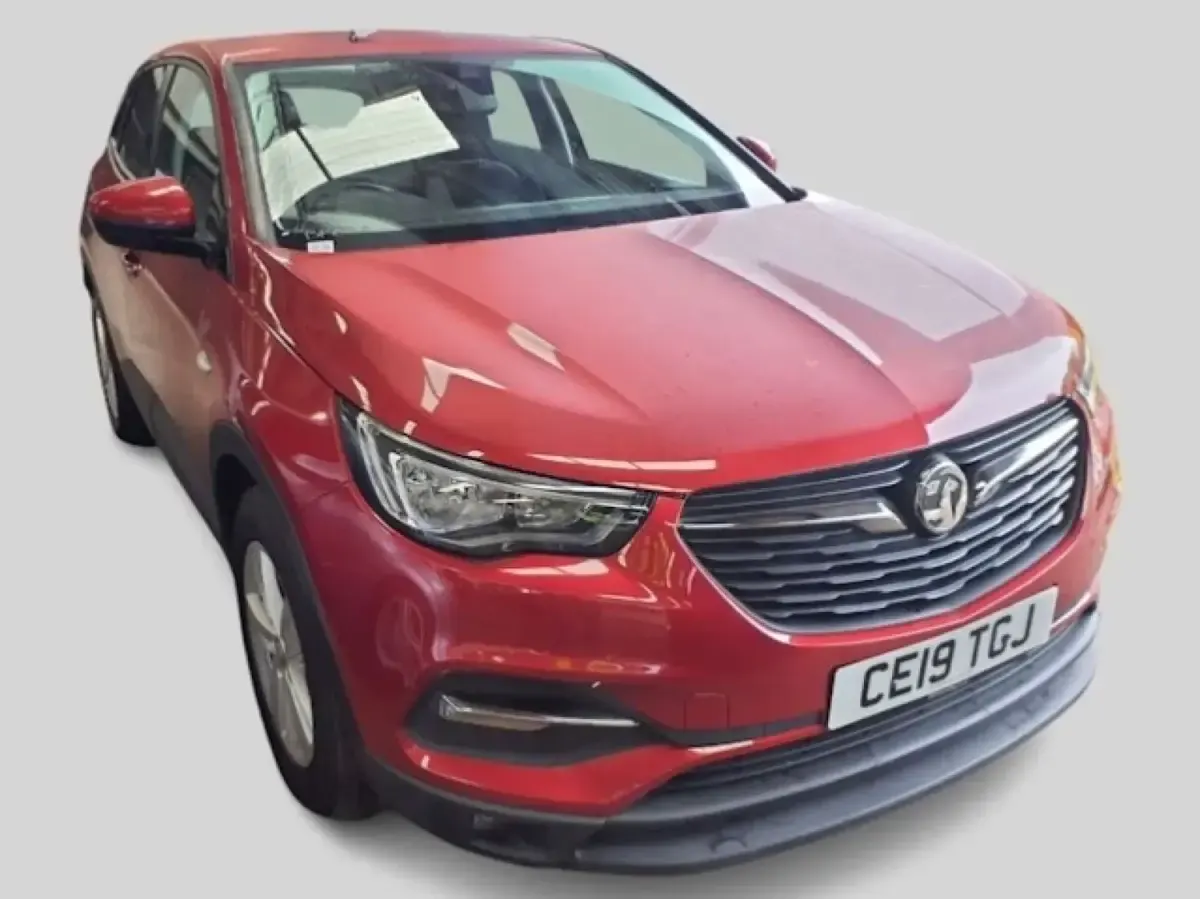 Second-hand Vauxhall Grandland X S 130 CP (95 kW) 2019 Roșu SUV