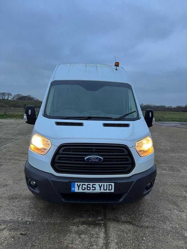 Used Ford Transit 125 HP (91 kW) 2015 White Van
