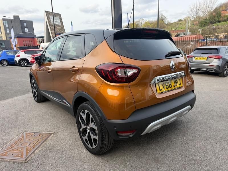 Second-hand Renault Captur GT-Line 90 CP (66 kW) 2018 Negru SUV