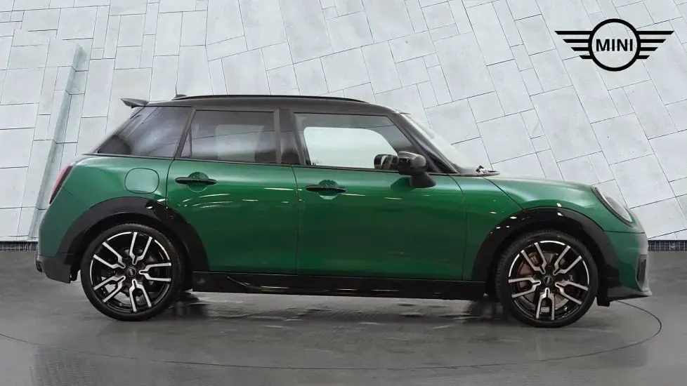Used Mini Cooper Sport 147 kW (201 HP) 2026 Green Hatchback