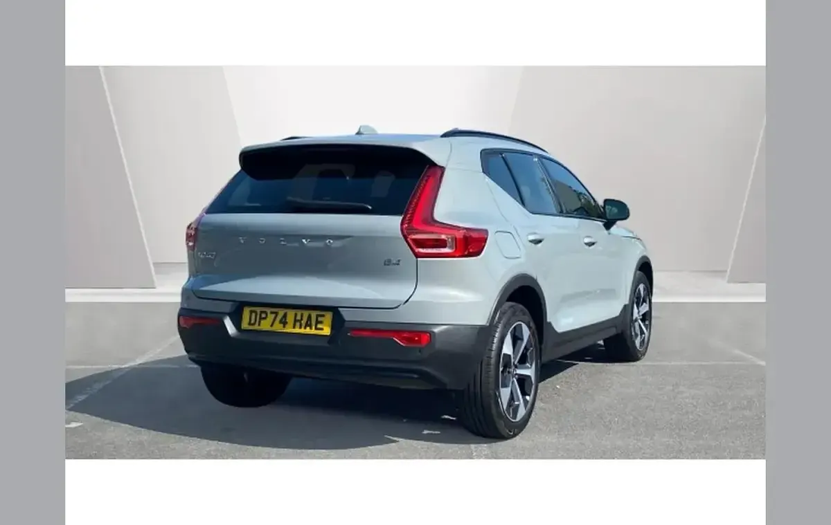 Used Volvo XC40 Plus 194 HP (142 kW) 2025 Grey SUV