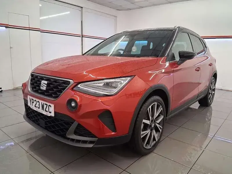 Used Seat Arona FR 110 HP (80 kW) 2023 Red SUV