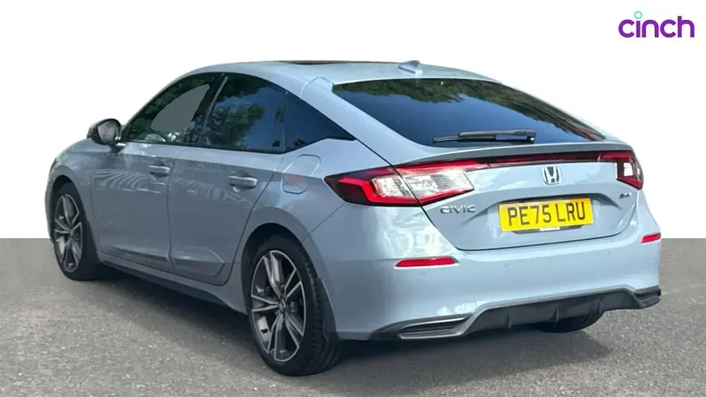 Used Honda Civic Advance 180 HP (132 kW) 2025 Solid  sonic grey Hatchback
