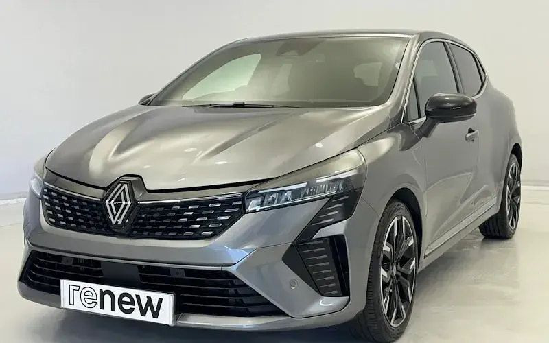 Used Renault Clio Techno 90 HP (66 kW) 2024 Grey Hatchback
