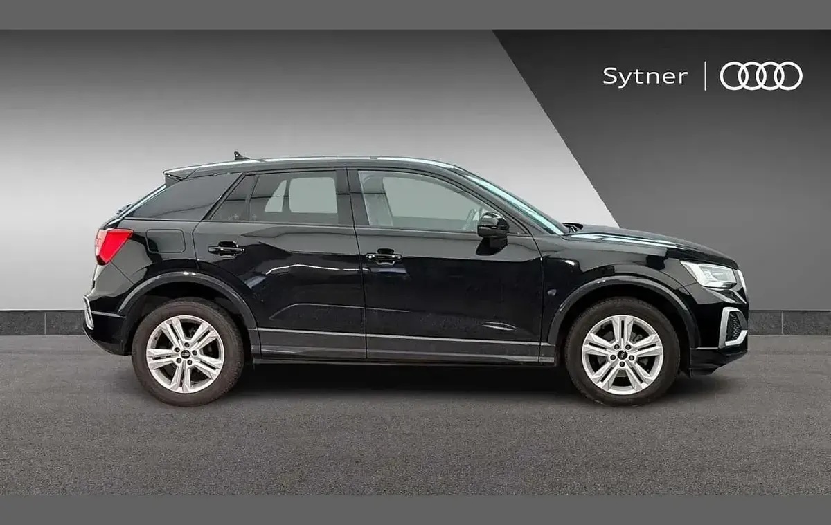Used Audi Q2 Sport 147 HP (108 kW) 2023 Black SUV